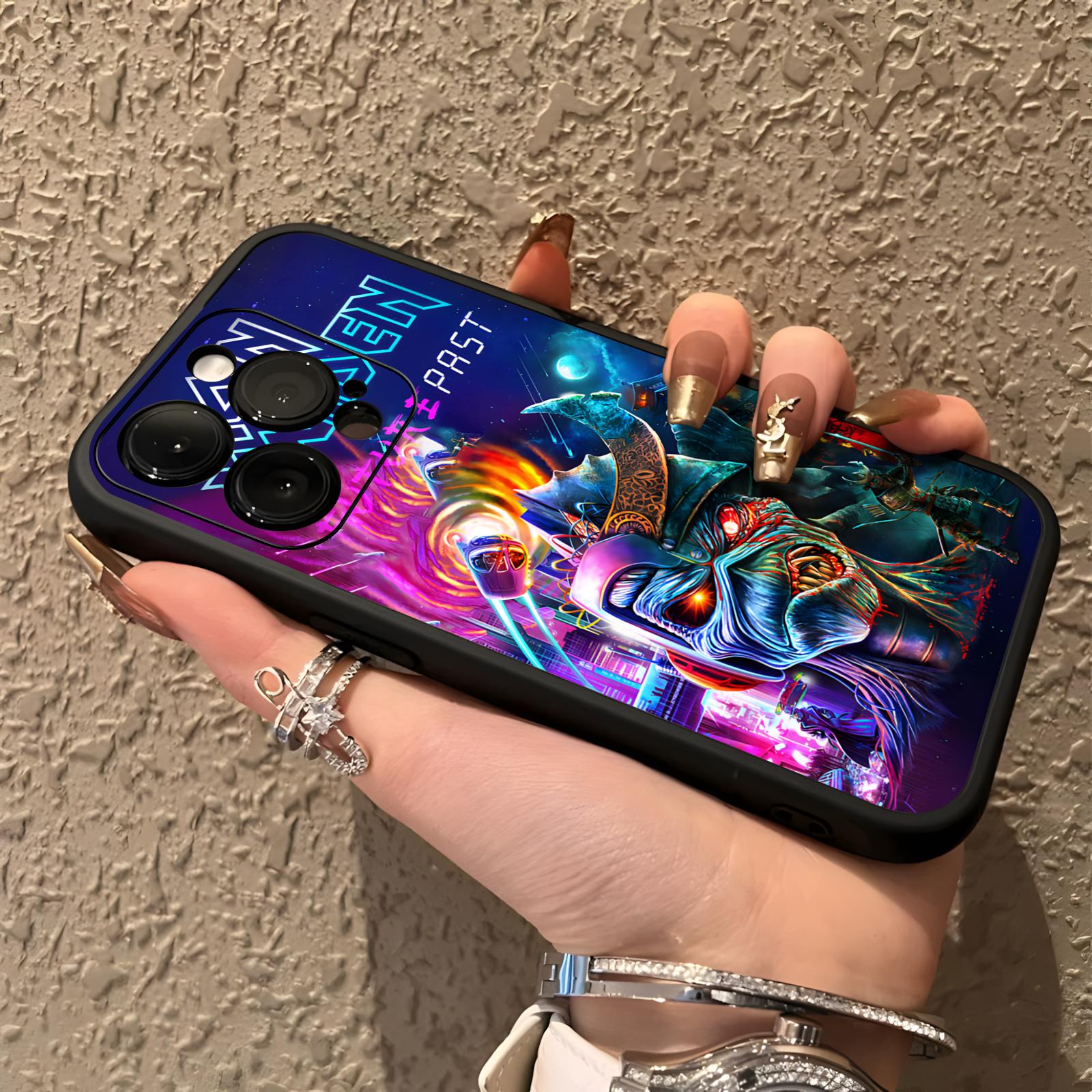 Phone Cases H&M - R-Run-To-The-H-Hills-Iron-M-MaidenES Phone Case For iPhone17 16